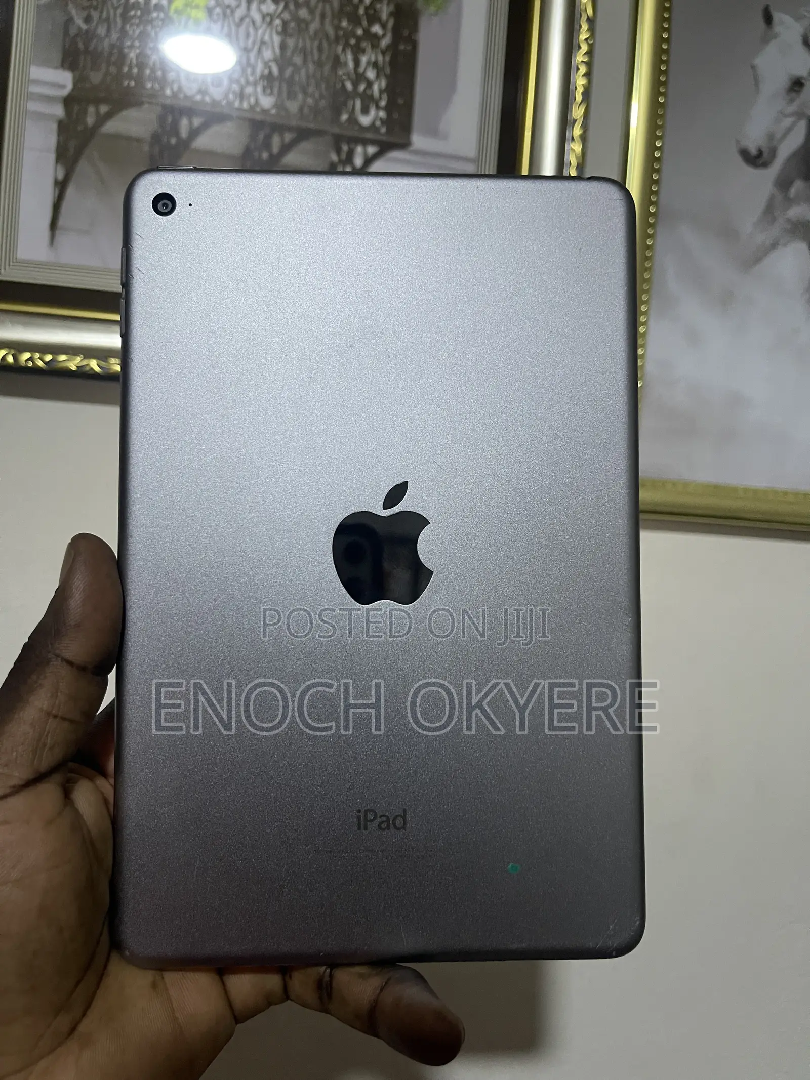 Apple iPad mini 4 32 GB Gray