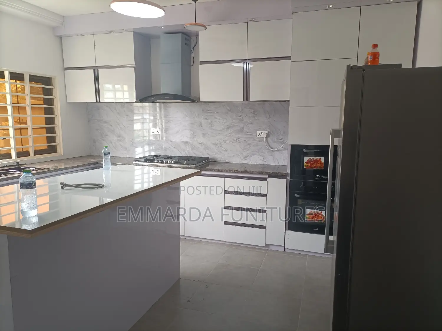 Fitted Kitchen