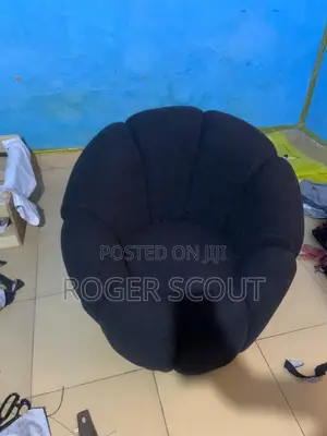 Oval/Round Sofa