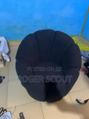 Oval/Round Sofa