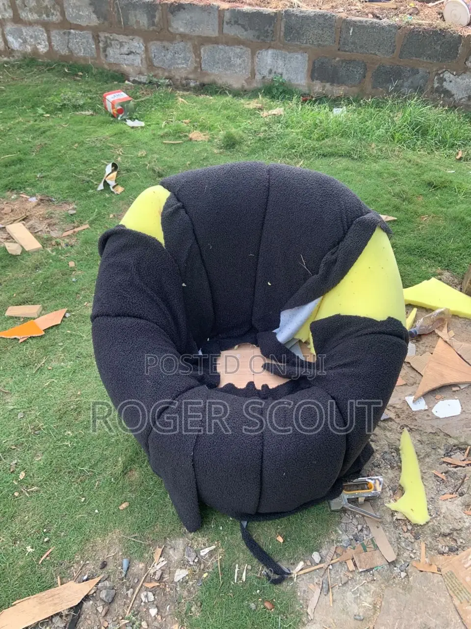 Oval/Round Sofa