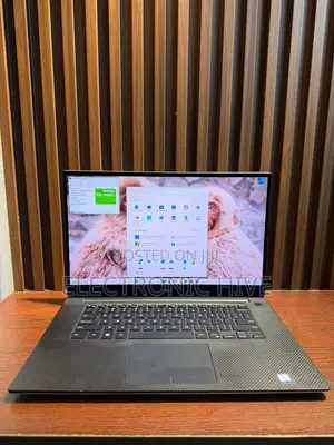 Laptop Dell Precision 15 5540 16GB Intel Core i9 SSD 512GB