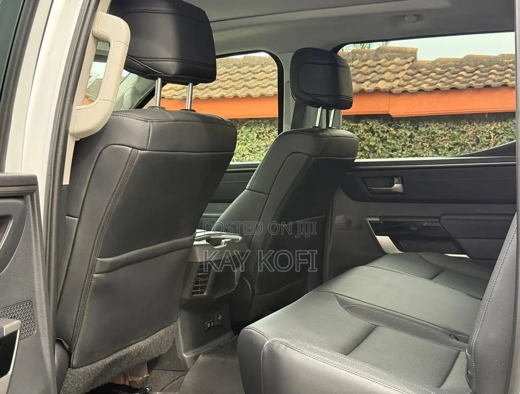 Toyota Tundra Limited CrewMax 6.5' Bed 2024 White