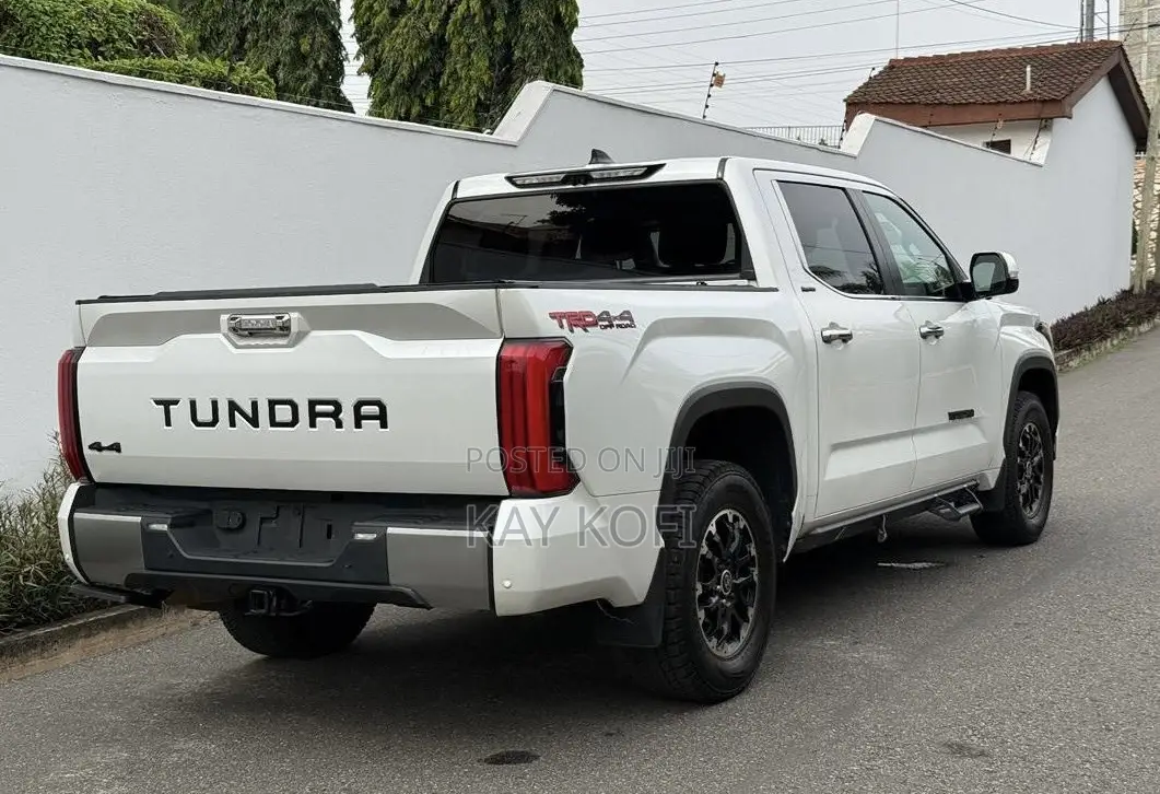 Toyota Tundra Limited CrewMax 6.5' Bed 2024 White