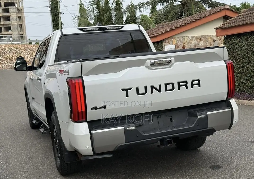 Toyota Tundra Limited CrewMax 6.5' Bed 2024 White