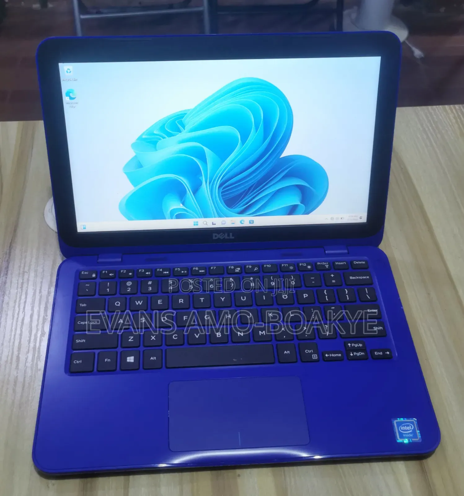 Laptop Dell Inspiron 11 3162 2GB Intel Celeron SSHD+SSD 320GB