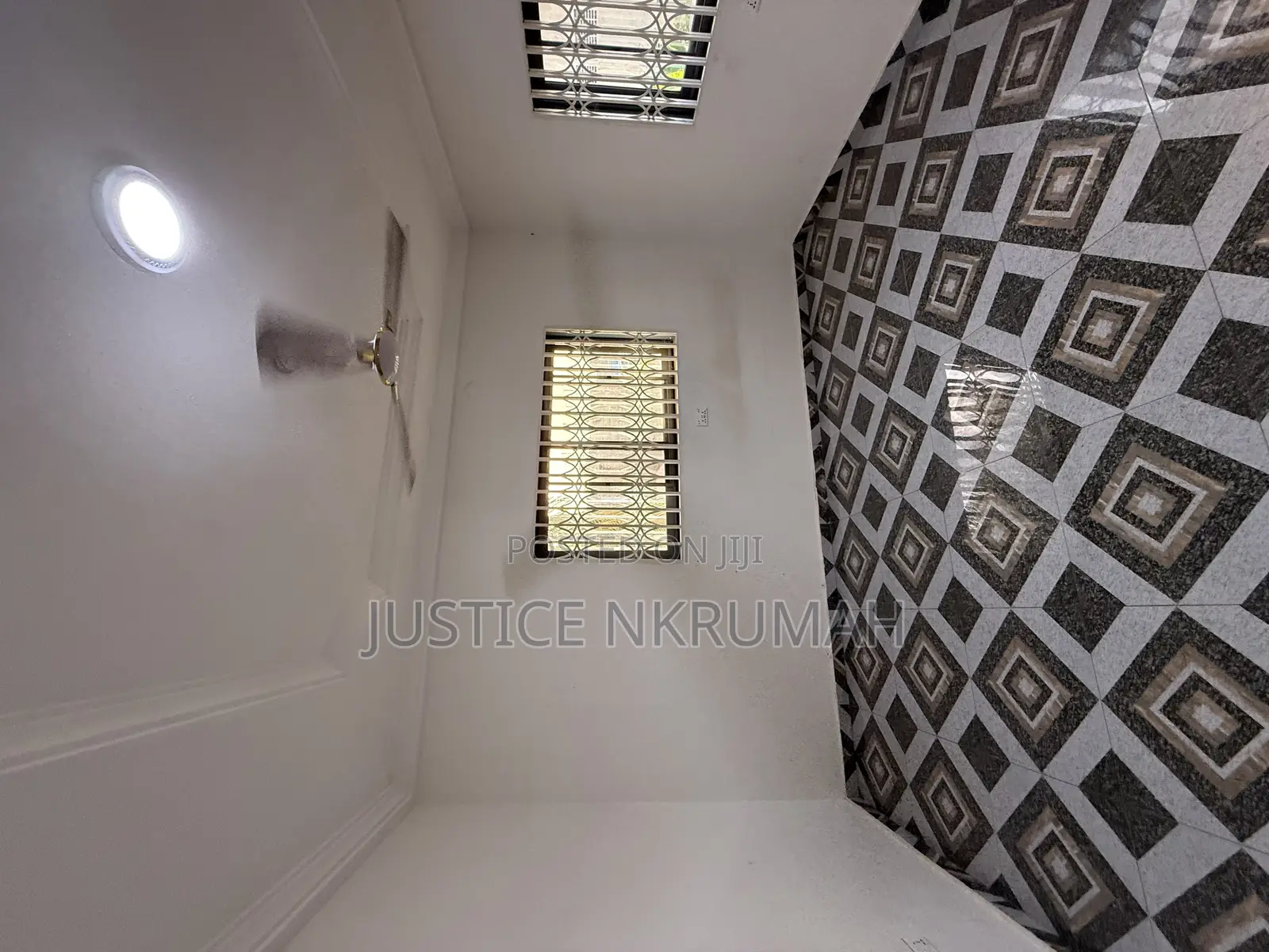 2bdrm Apartment in Mr Justice Estate, Bortiano for rent