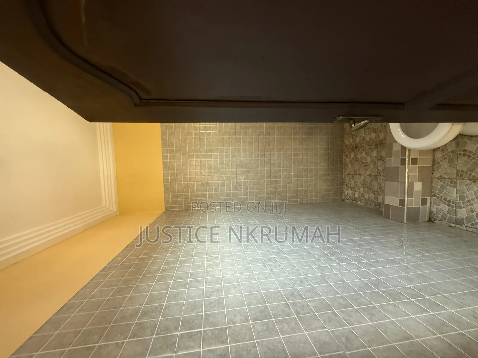 1bdrm Apartment in Mr. Justice Estate, Old Barrier for rent