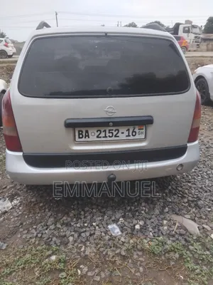 Opel Astra 2012 Silver