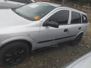Opel Astra 2012 Silver