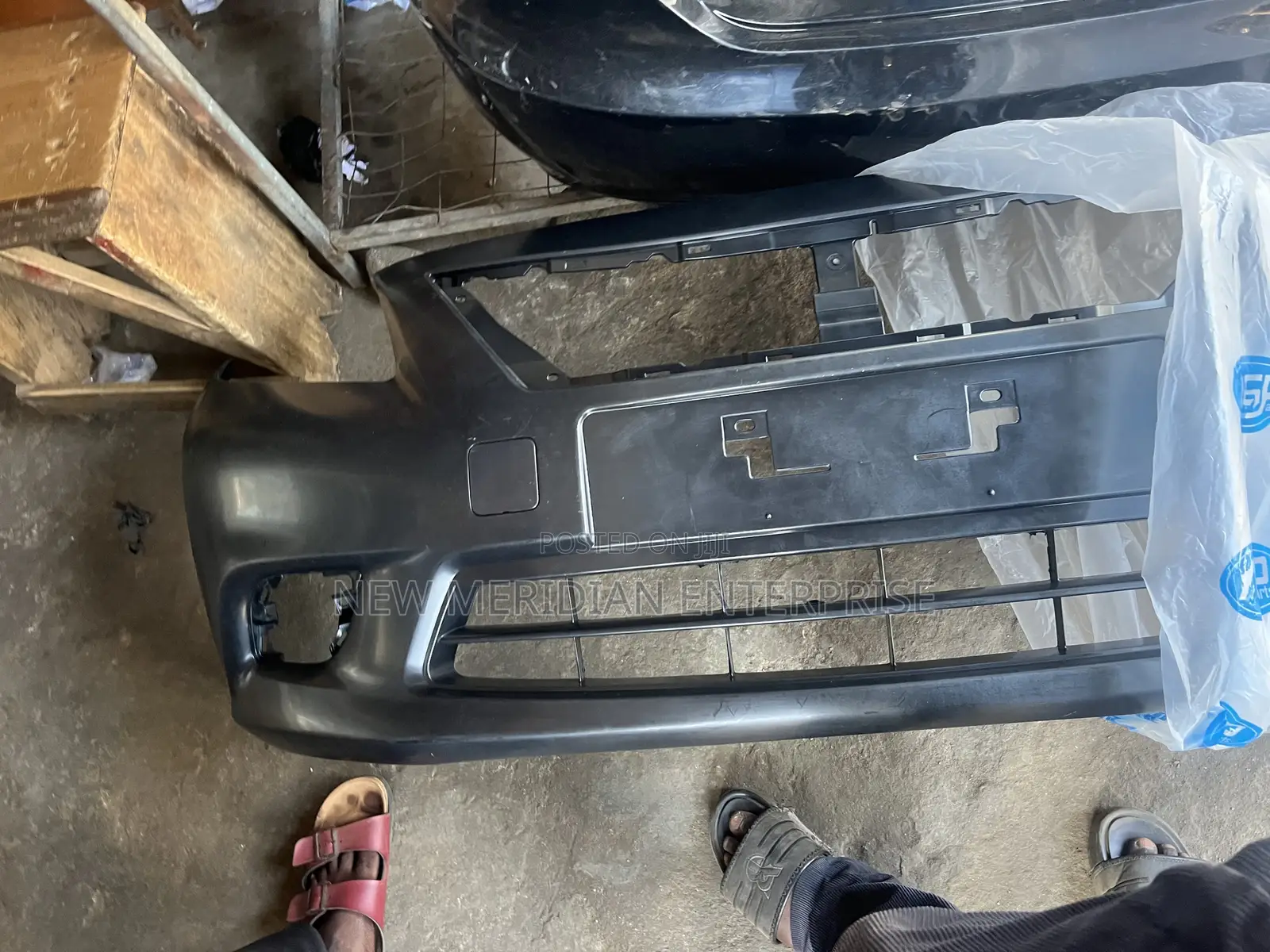 Nissain Versa 2013 Front Bumper Available