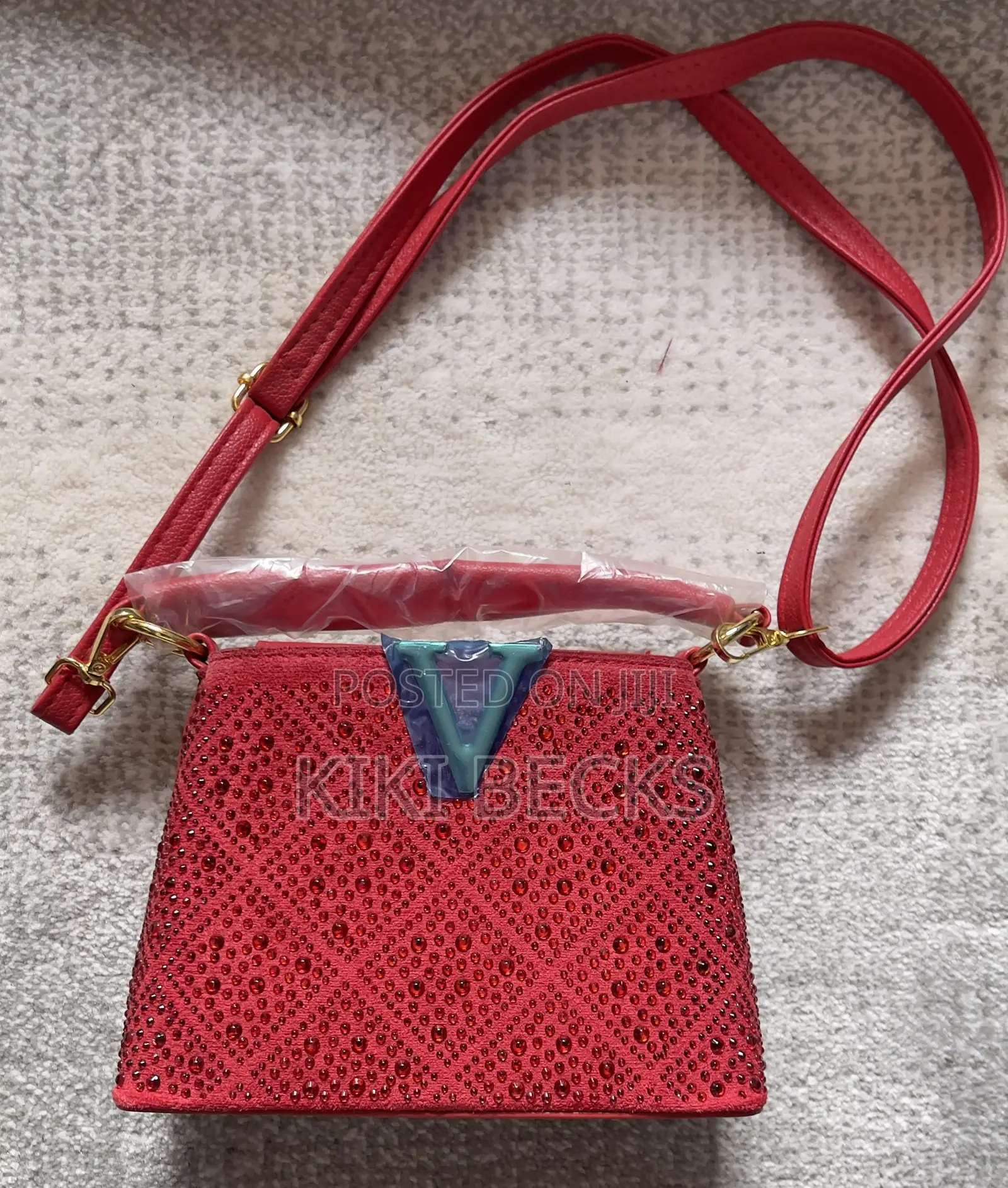 Ladies Rhinestone-Embellished Bag for Parties