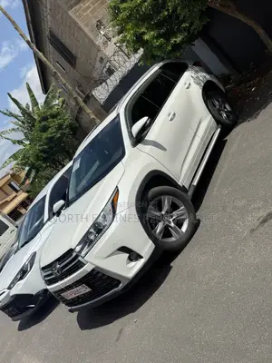 Toyota Highlander XLE 2019 White