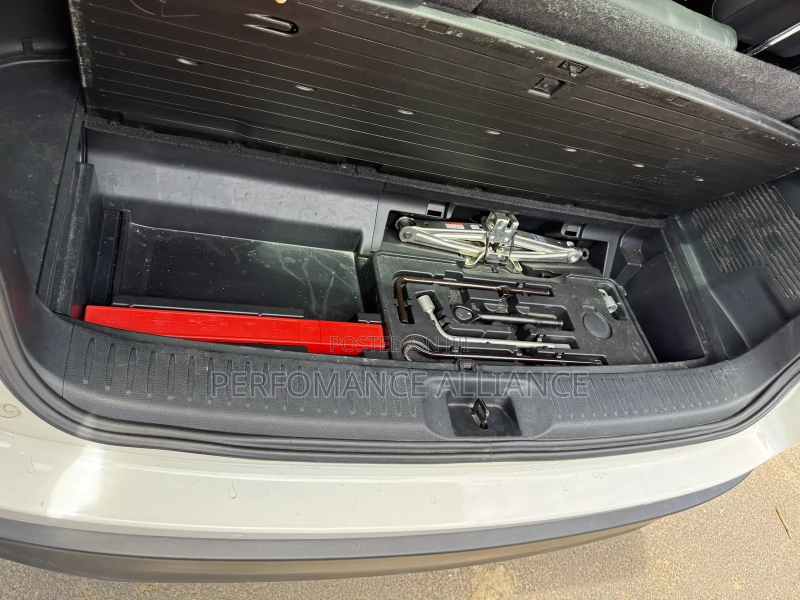 Toyota Highlander XLE 2019 White