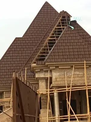 Strong Roofs. Neat Finish. Lasting Value.