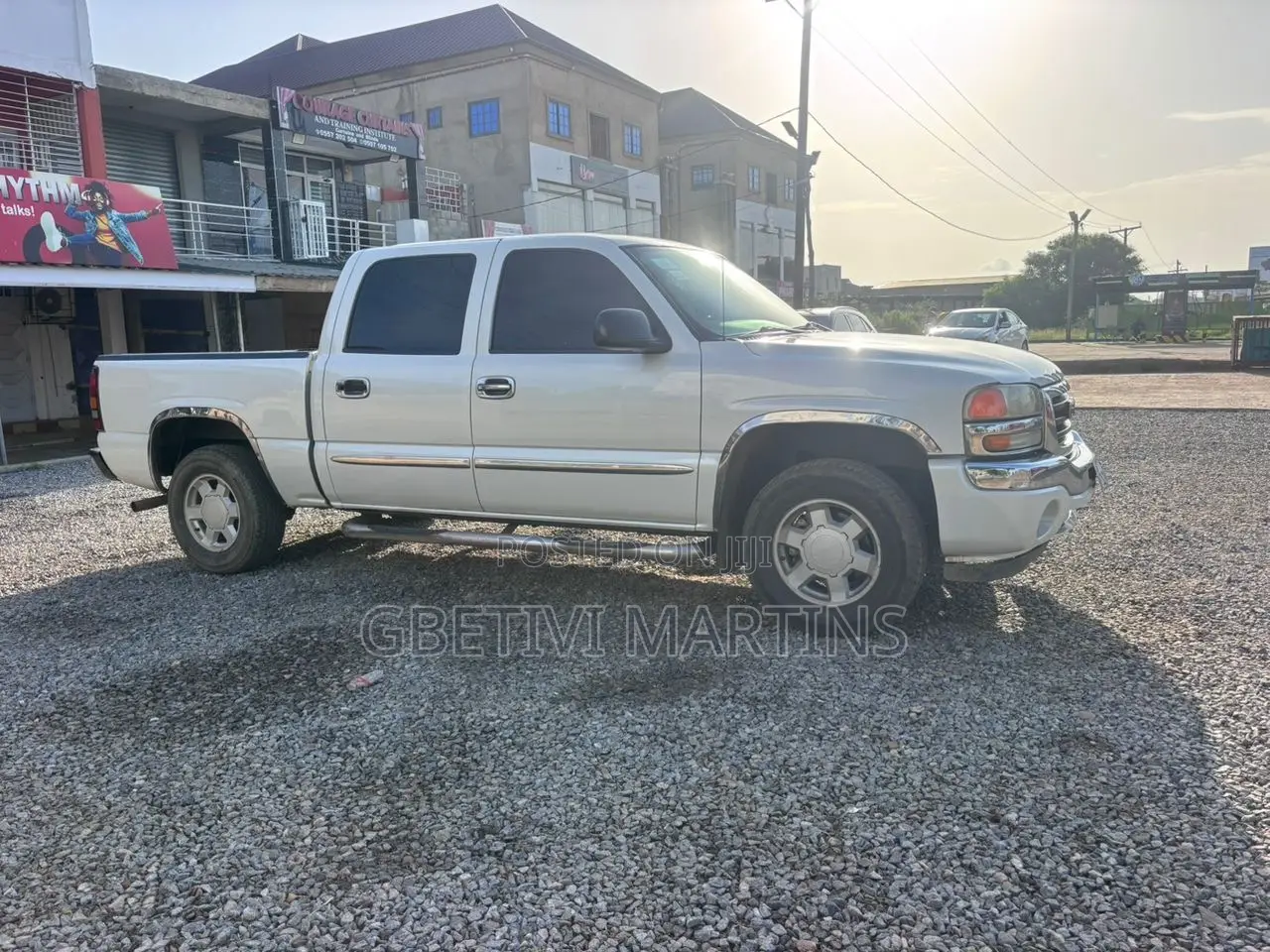 GMC Sierra 2007 White