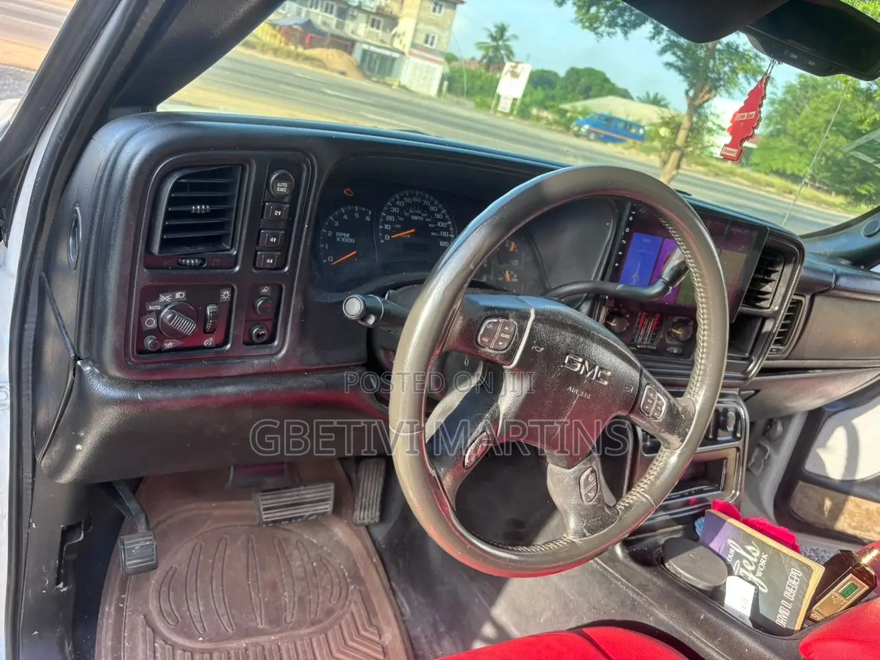 GMC Sierra 2007 White
