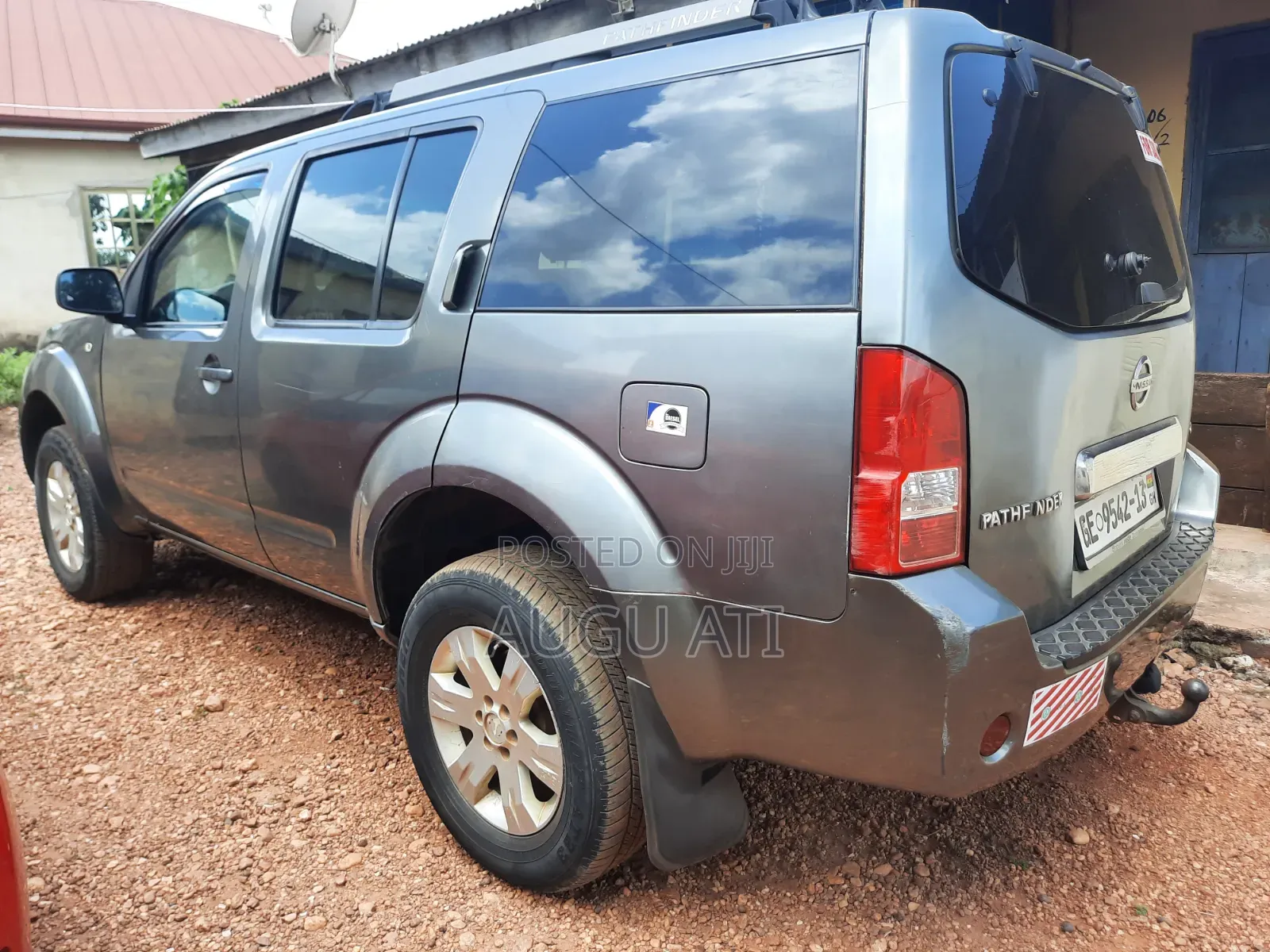 Nissan Pathfinder 2005