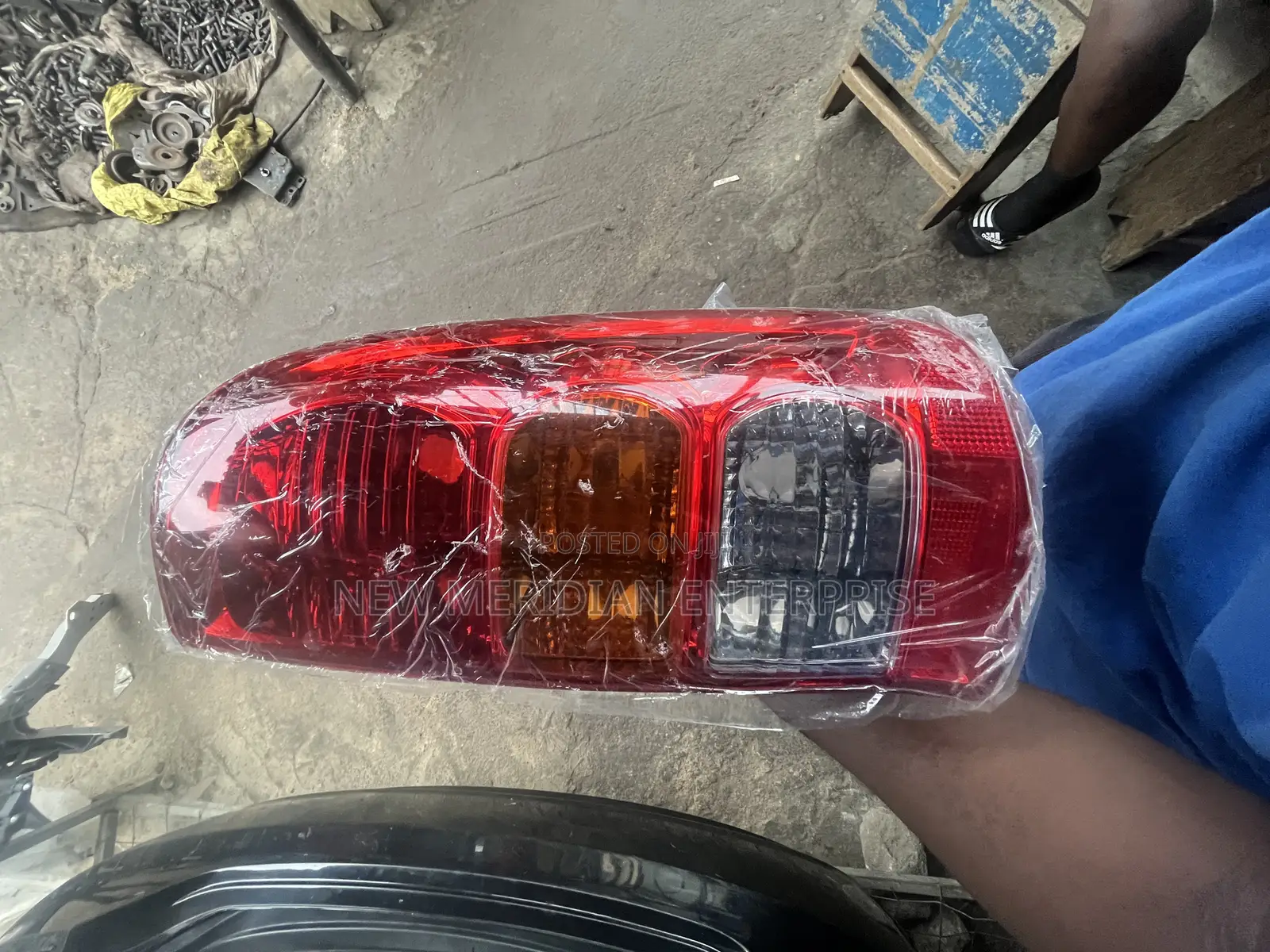 Hilux 2006,2007,2009, Taillight Available