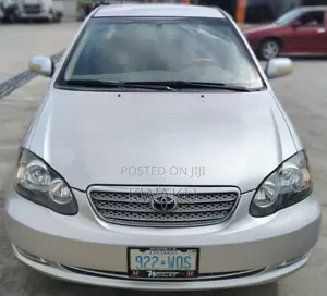 Toyota Corolla Altis 2010 Silver