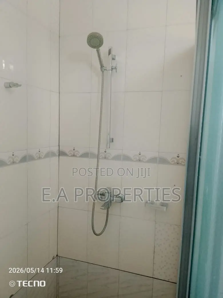 3bdrm House in Ea Properties, Frafraha for rent
