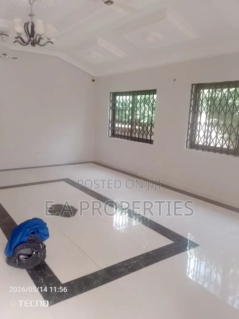 3bdrm House in Ea Properties, Frafraha for rent