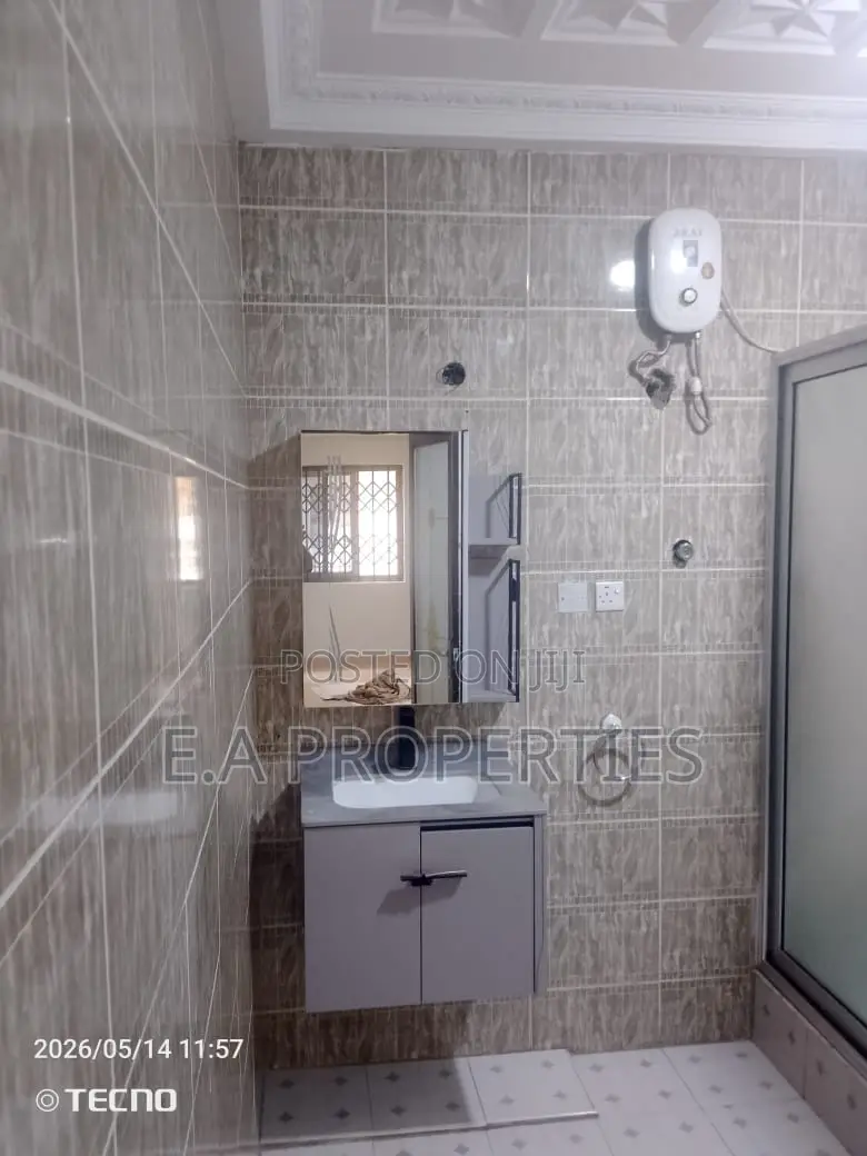 3bdrm House in Ea Properties, Frafraha for rent