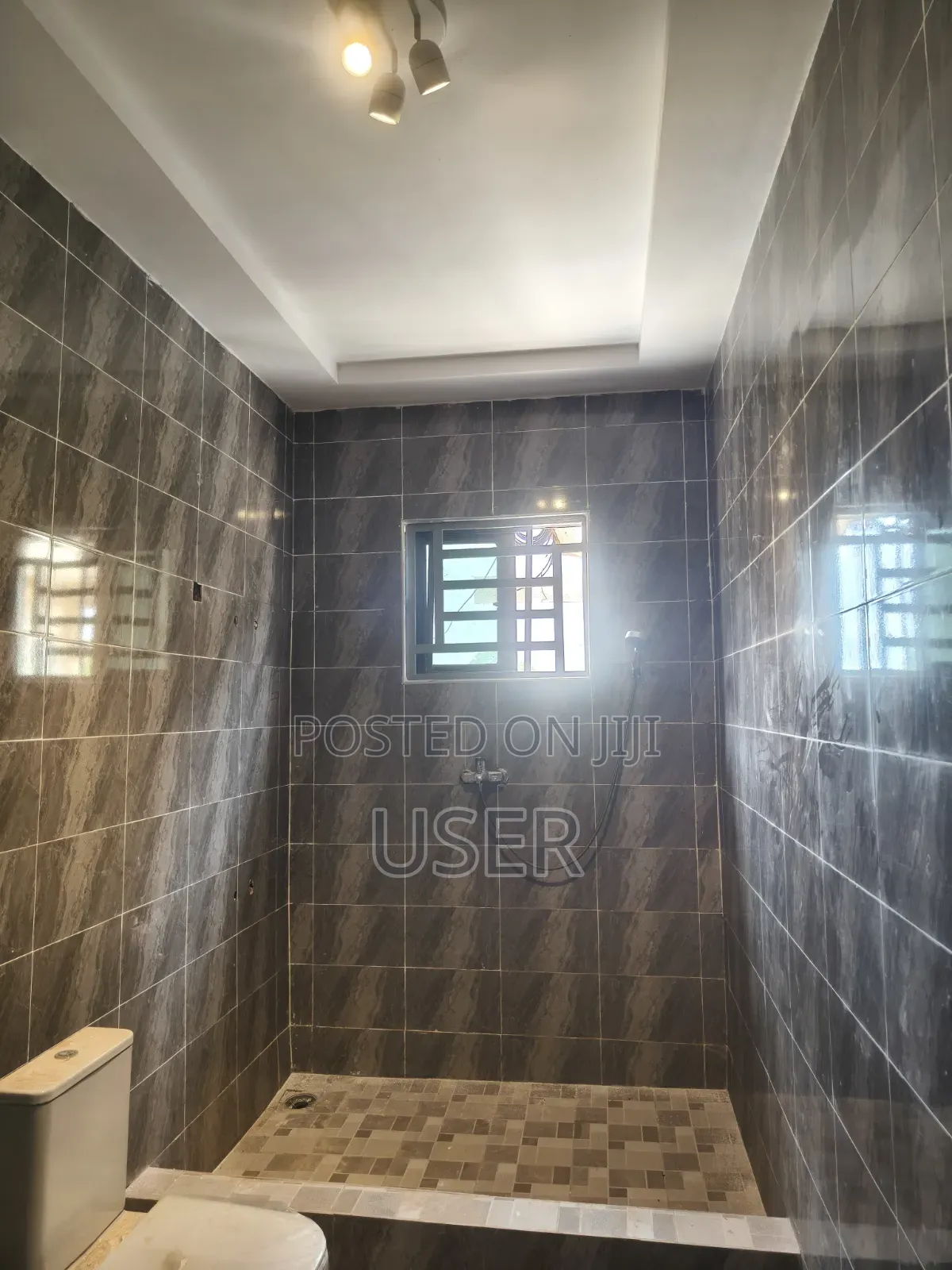 2bdrm Apartment in Sokoban, Kumasi Metropolitan for rent