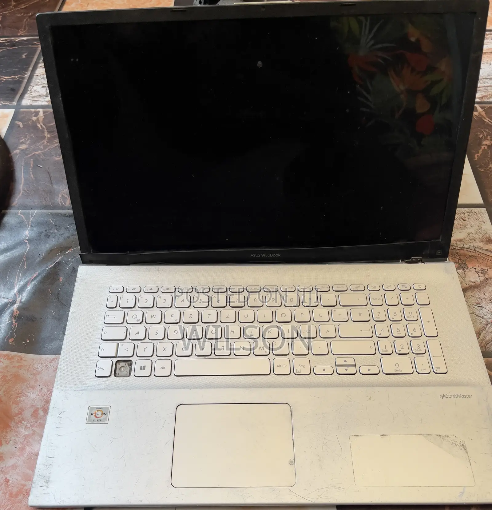 Laptop Asus VivoBook Pro 17 N705UD 4GB AMD HDD+SSD 256GB