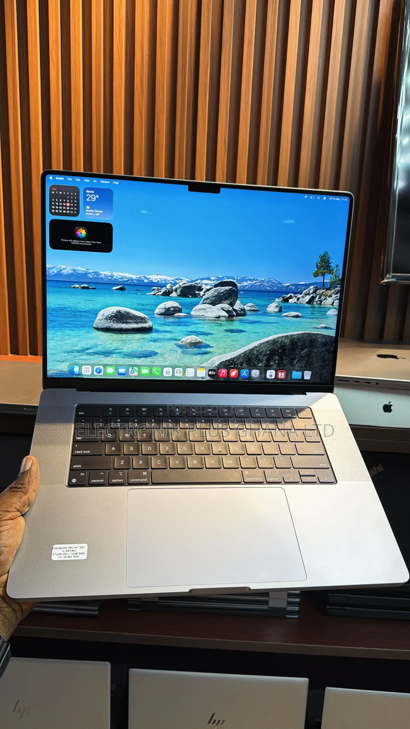 Laptop Apple MacBook Pro 2021 M1 16GB Apple M1 Pro SSD 512GB
