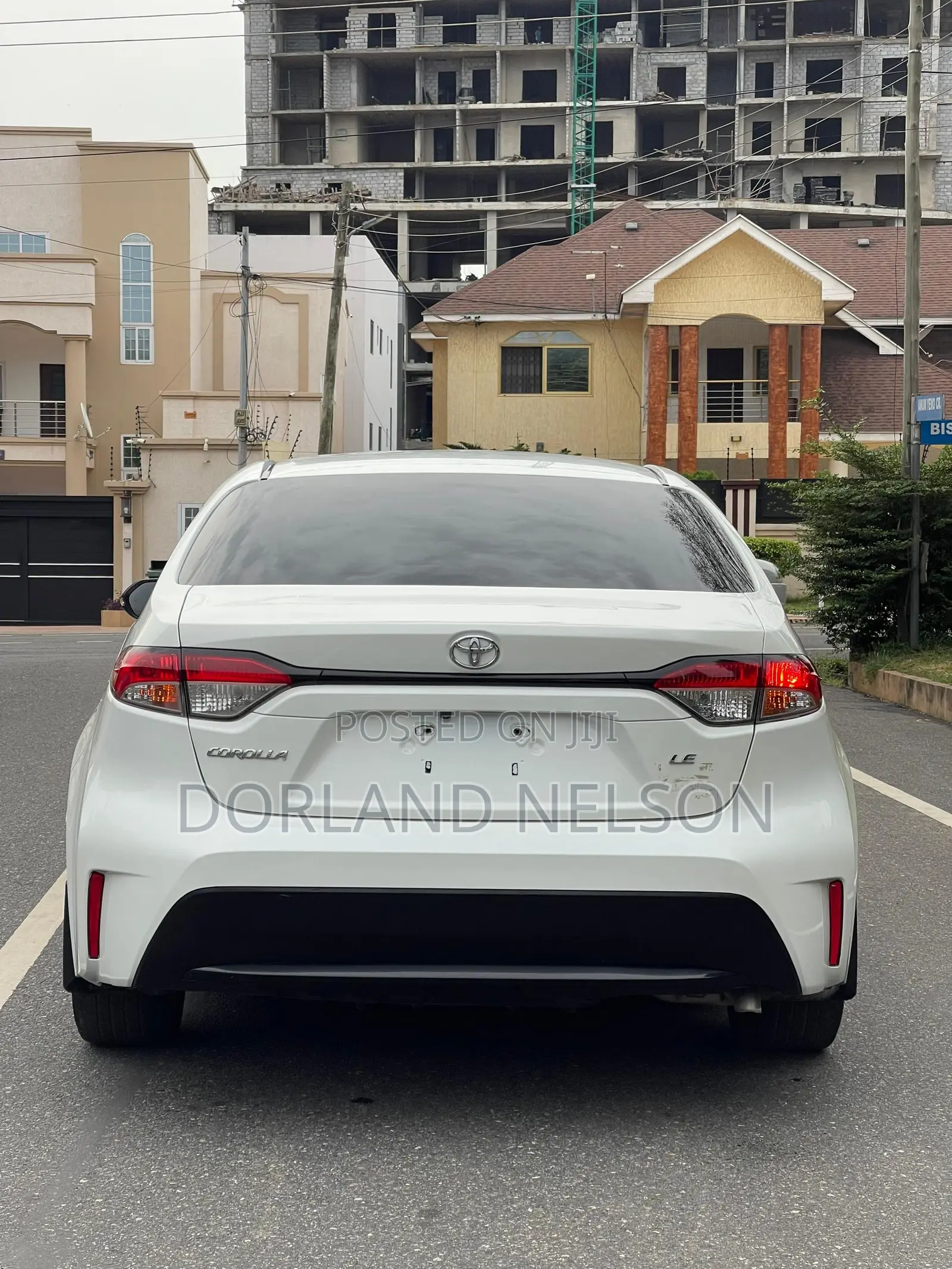 Toyota Corolla LE 2020 White