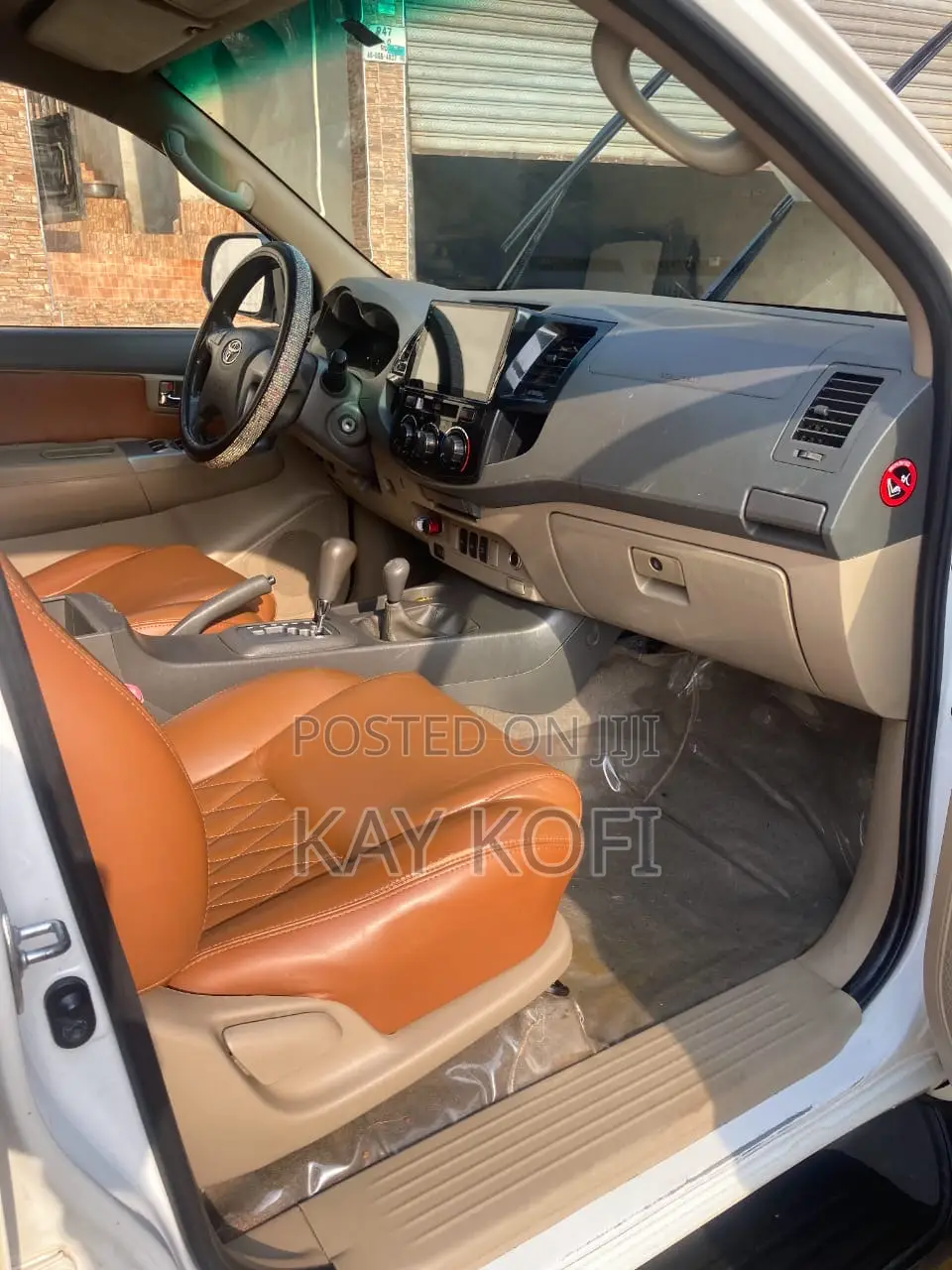 Toyota Fortuner 2.7 AWD 2012 White