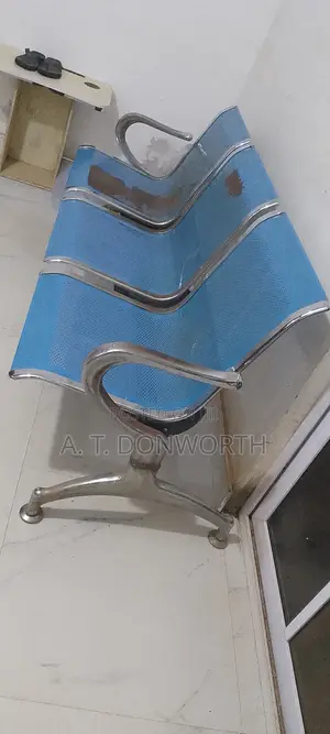 Used Waiting Chair/ Visitors Chair