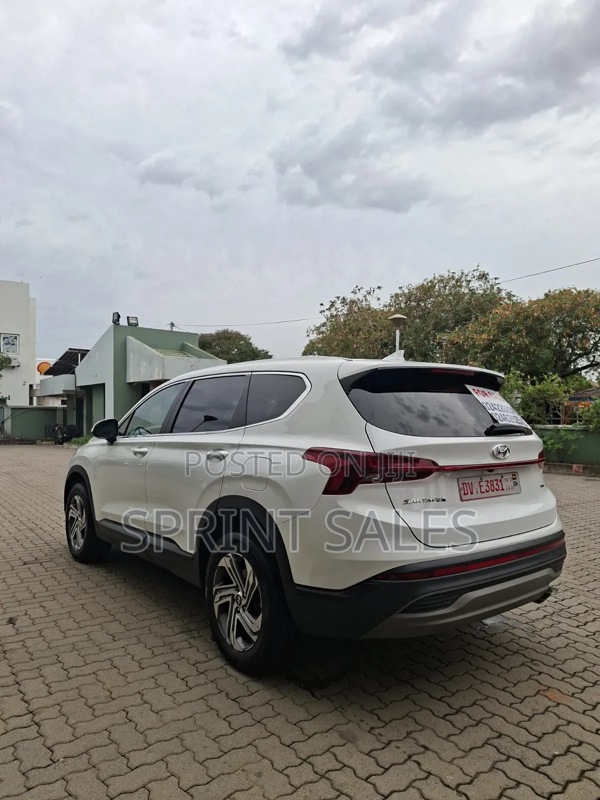 Hyundai Santa Fe SE 2023 White