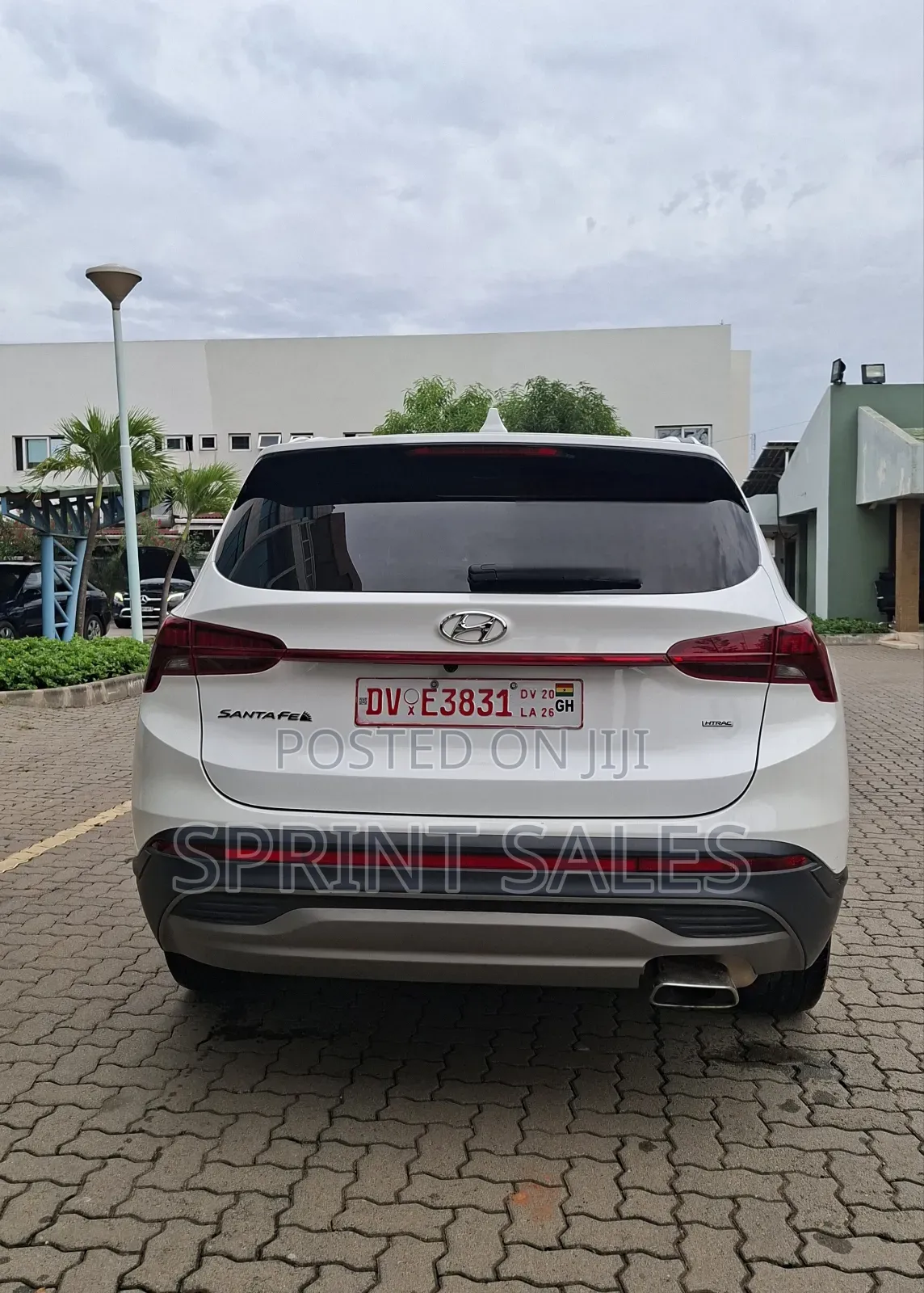Hyundai Santa Fe SE 2023 White
