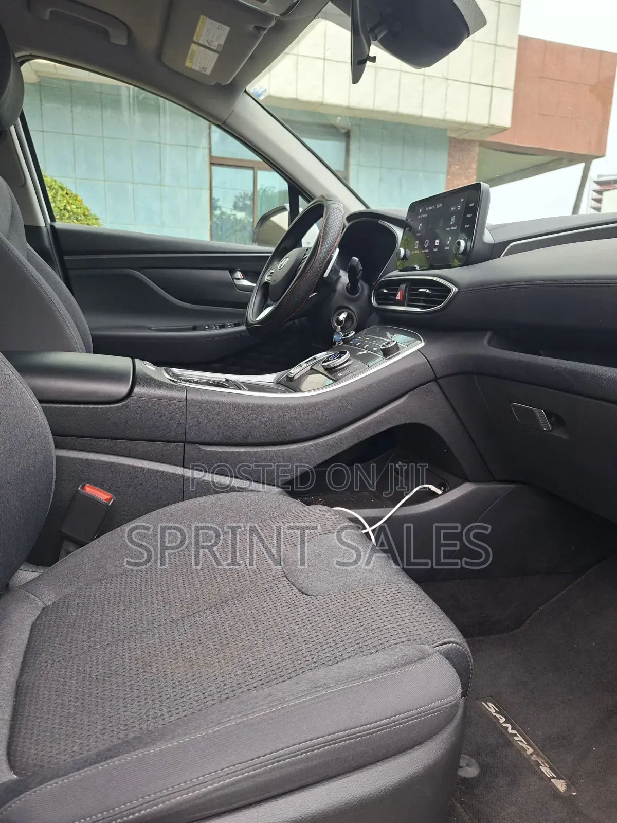 Hyundai Santa Fe SE 2023 White