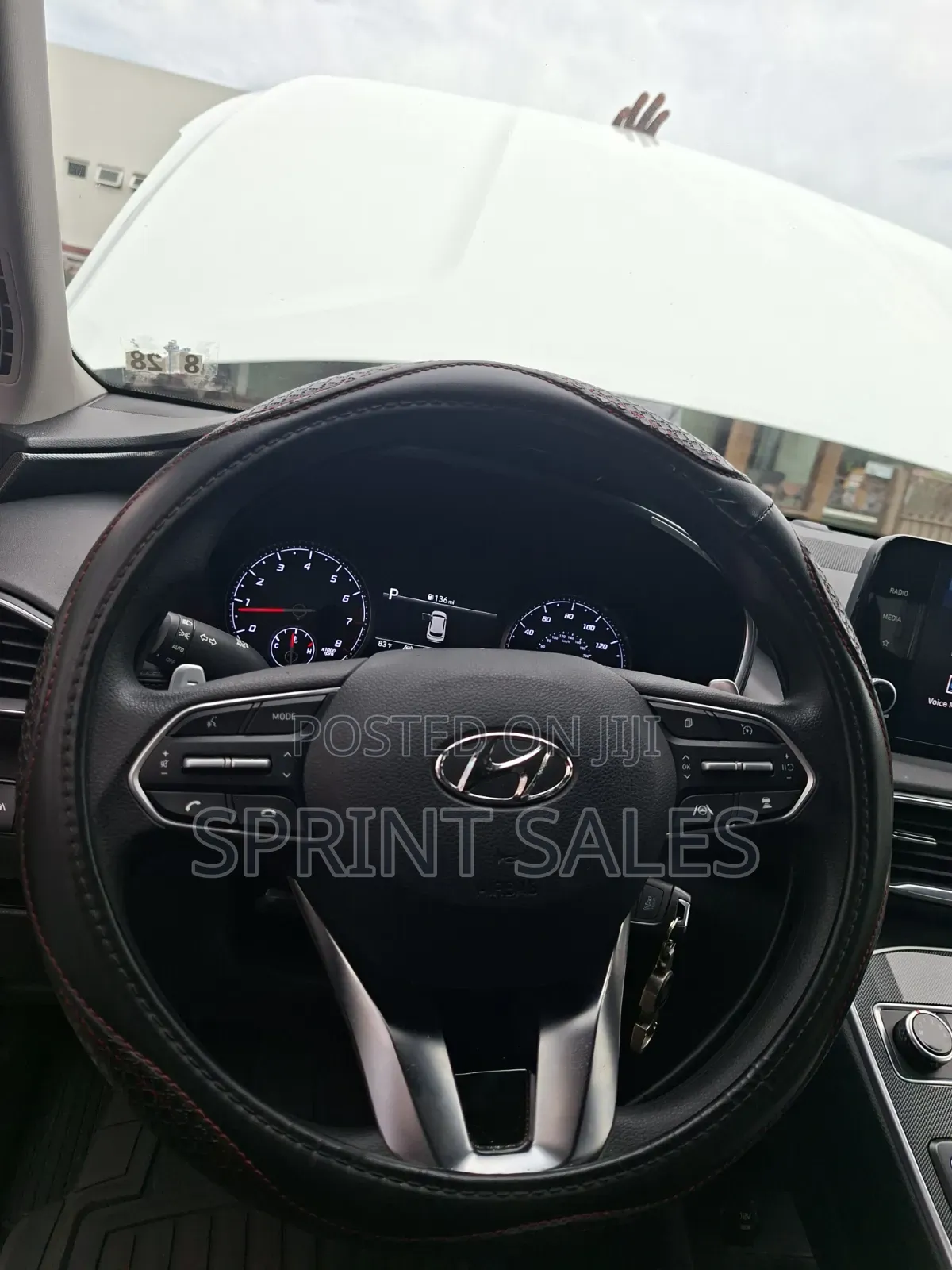Hyundai Santa Fe SE 2023 White