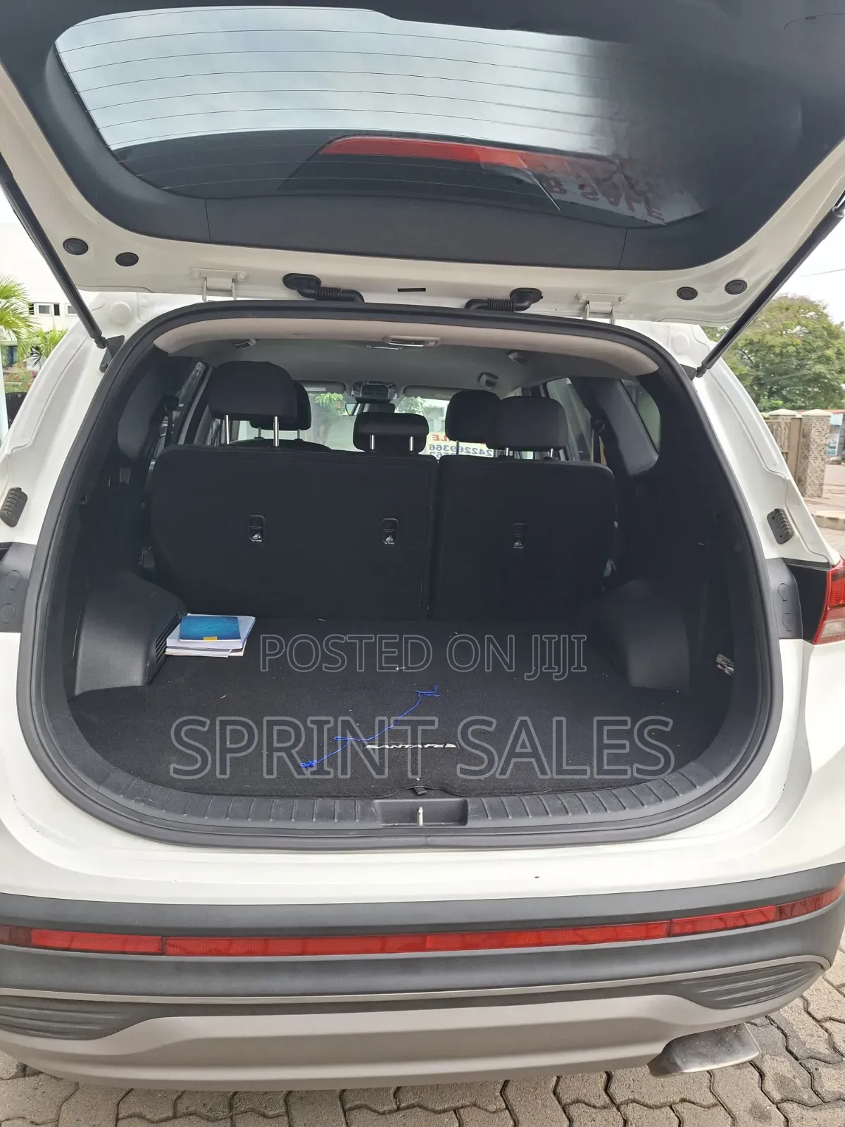 Hyundai Santa Fe SE 2023 White