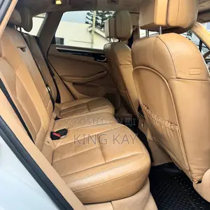 Porsche Macan Turbo 2016 White
