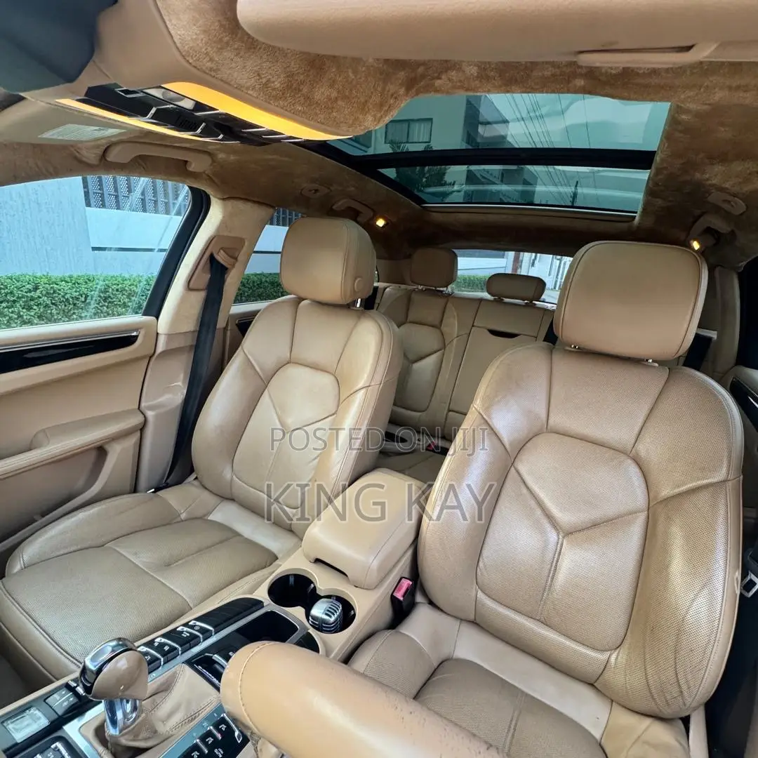 Porsche Macan Turbo 2016 White