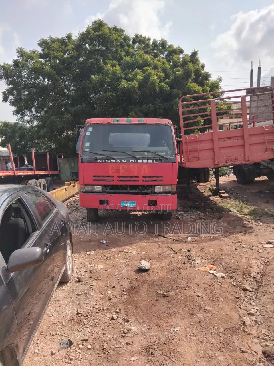 Nissan Water Tanker 2000 Red For Sale