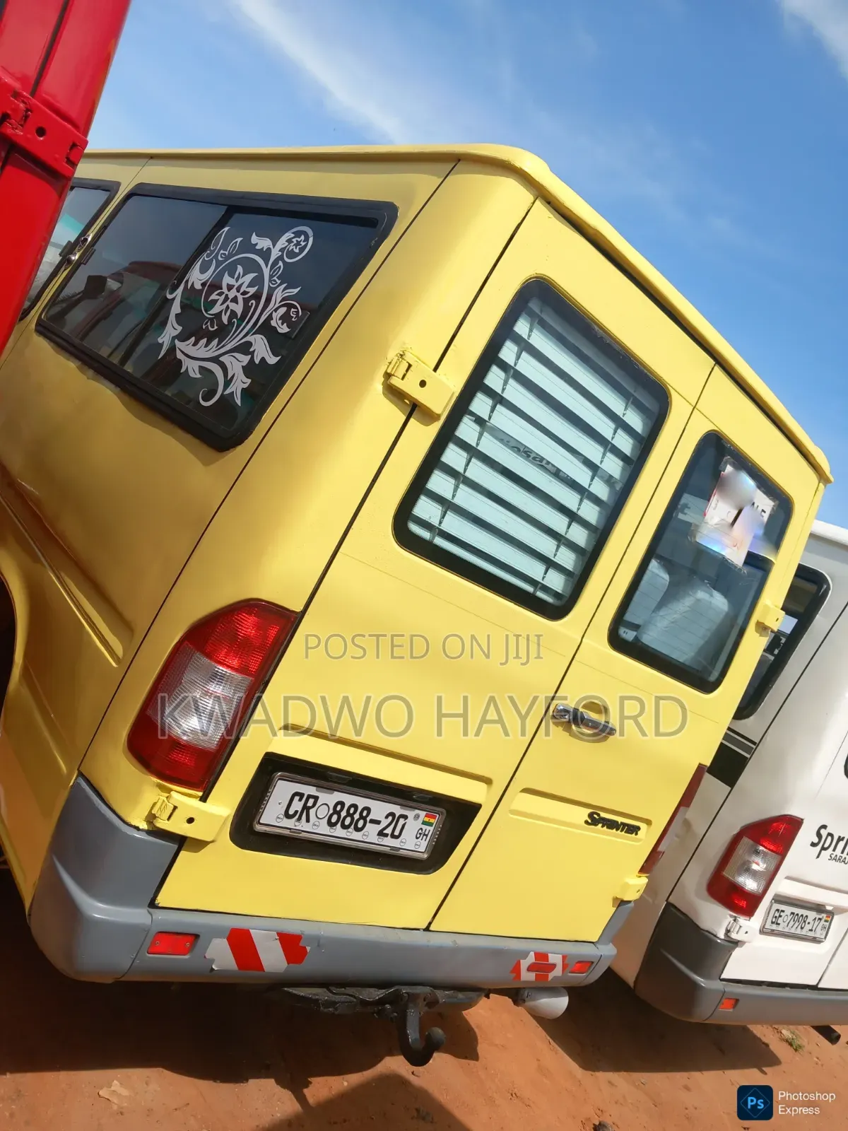 Mercedes-Benz Sprinter 2010 Yellow