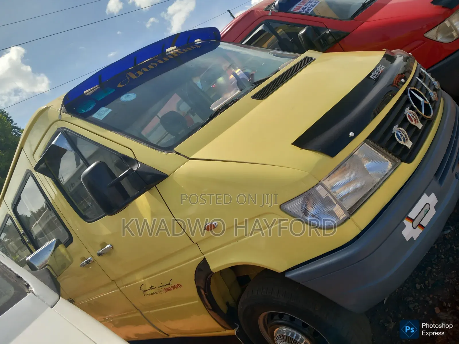Mercedes-Benz Sprinter 2010 Yellow
