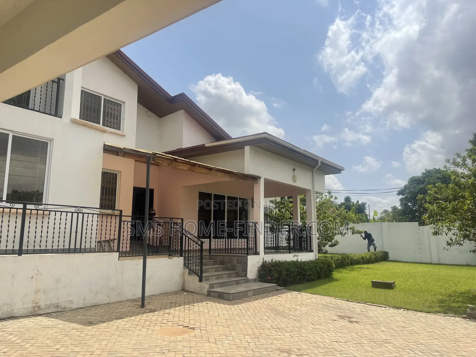 7bdrm House in Acp Estate, Kwabenya for rent
