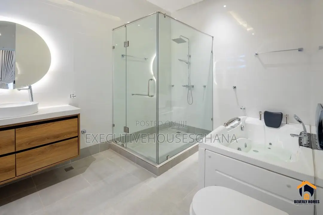 4bdrm House in Executivehousesghana, Spintex for sale