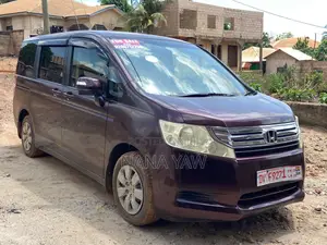 Honda Stepwgn 2010 Maroon