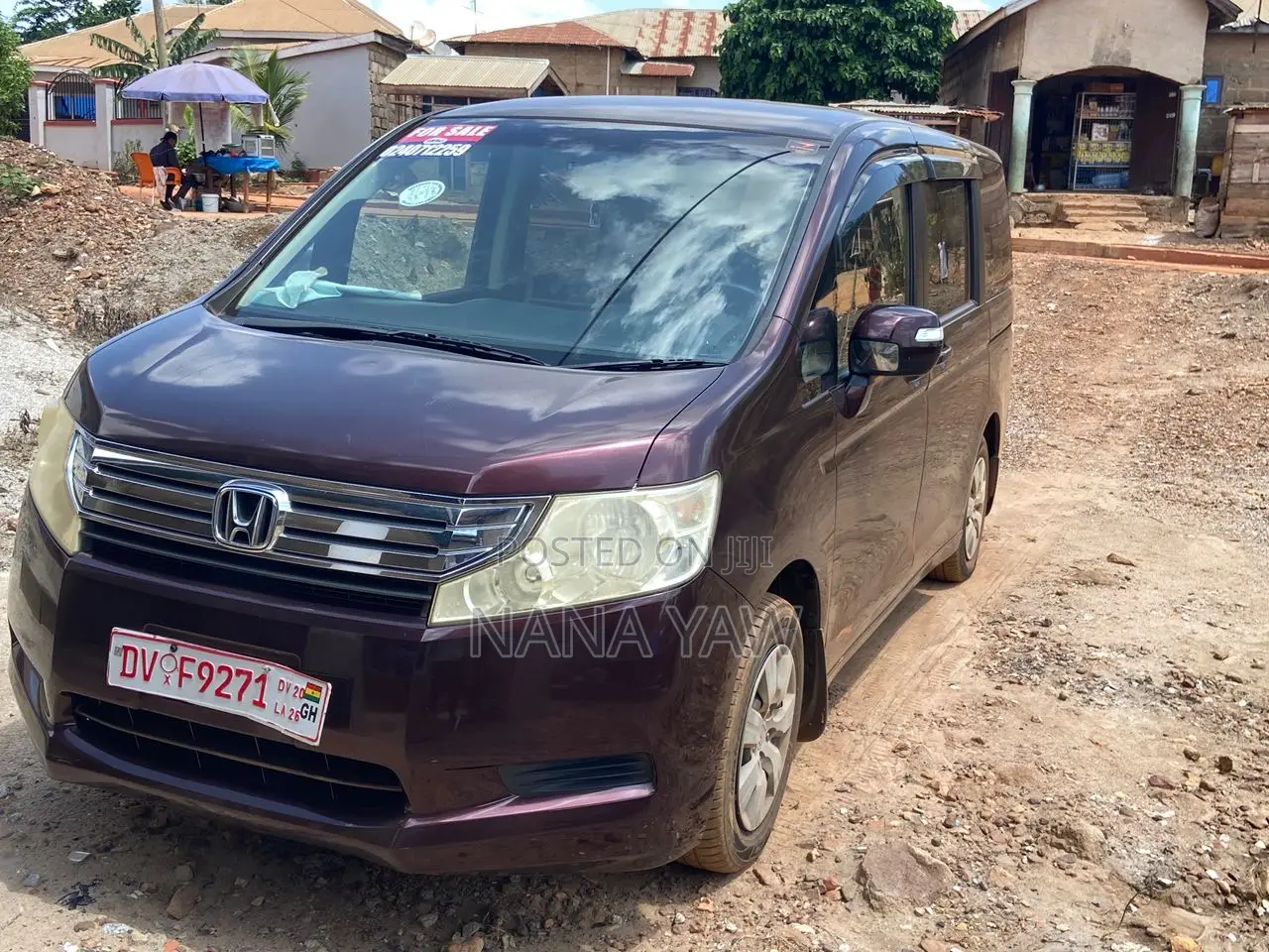 Honda Stepwgn 2010 Maroon