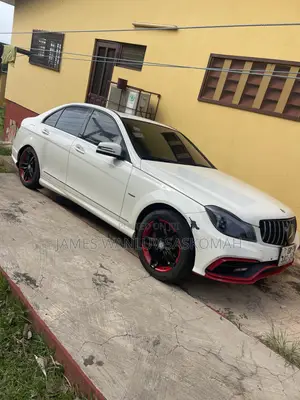 Mercedes-Benz C-Class 2012 White