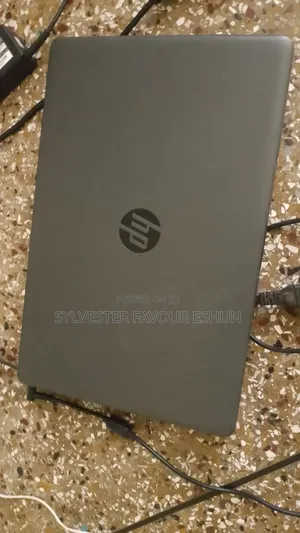 Laptop HP 255 8GB AMD Ryzen 5 SSD 256GB