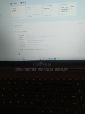 Laptop HP 255 8GB AMD Ryzen 5 SSD 256GB
